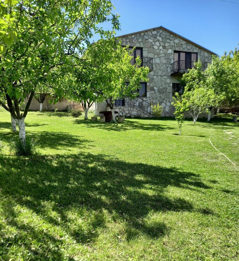 Guest House Ijevan'S Garden Zewnętrze zdjęcie